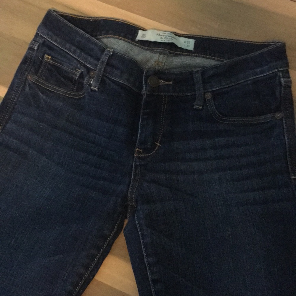 Abercrombie and Fitch size 4s Jeans